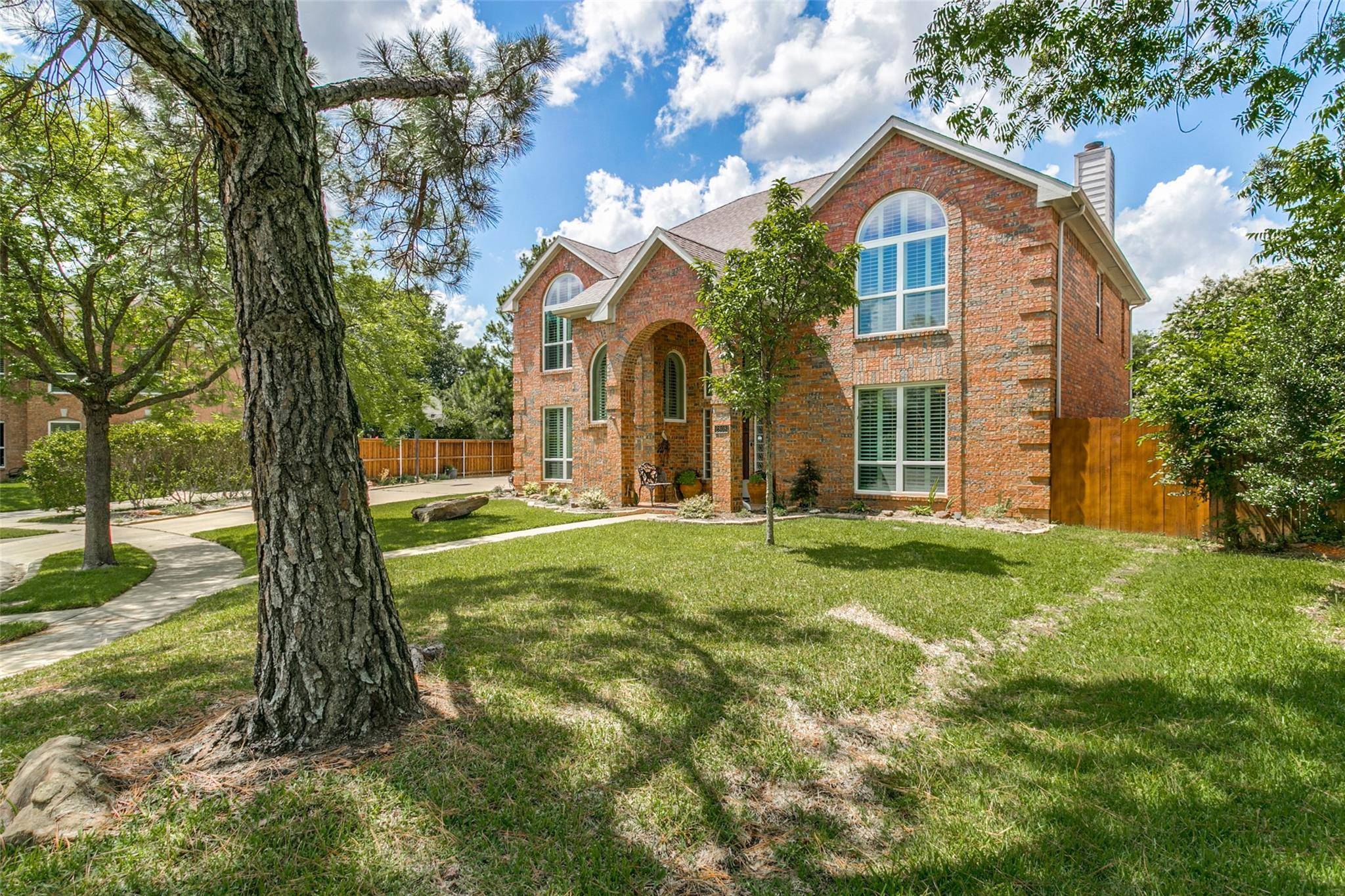 Grapevine, TX 76051,2808 Rosecliff Terrace