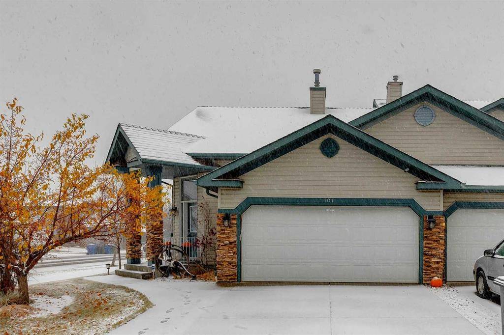 Chestermere, AB T1X1K2,101 West Lakeview PT