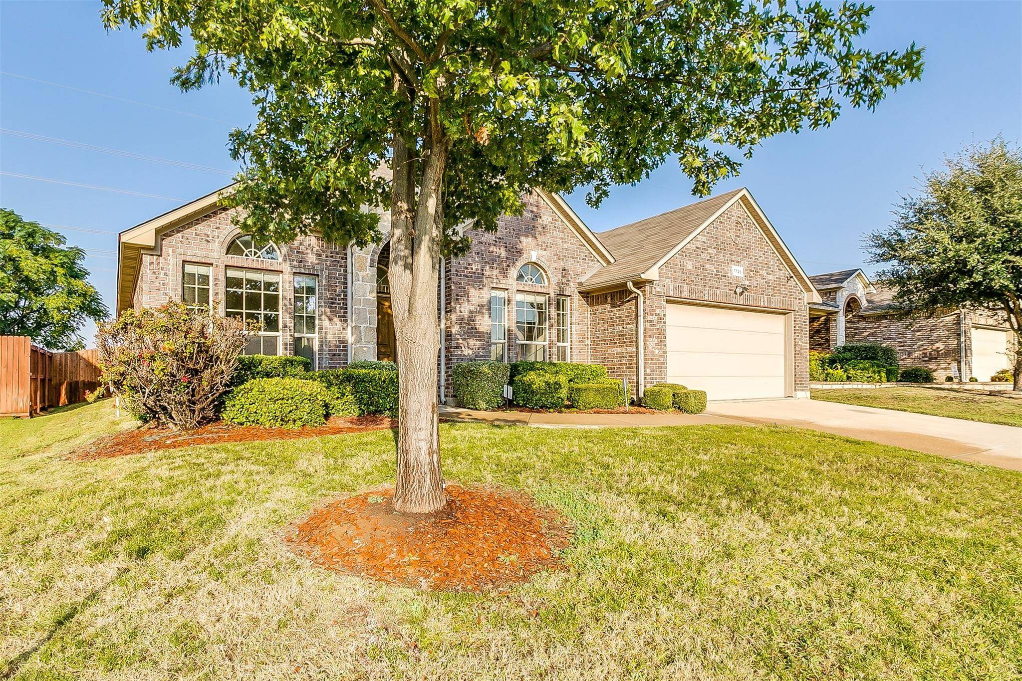 Arlington, TX 76002,7726 Black Willow Lane