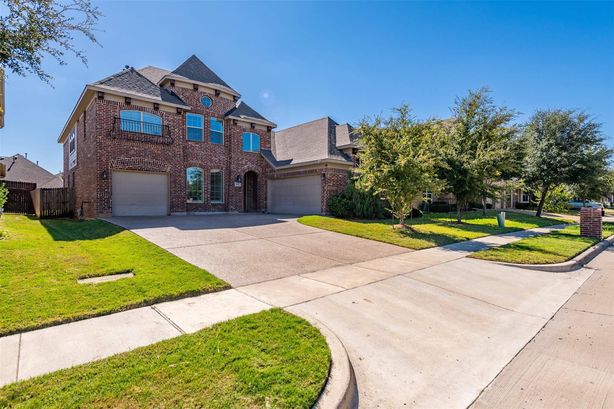 Grand Prairie, TX 75054,2739 Bridgewater Drive