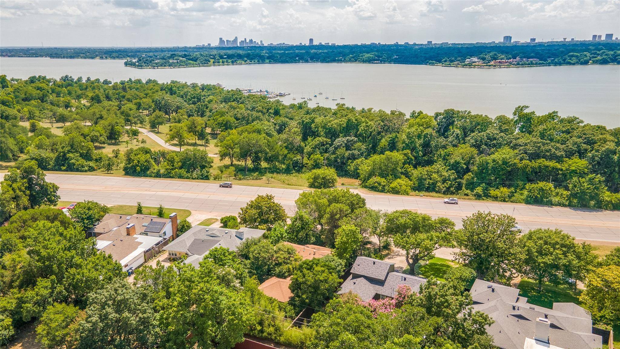 Dallas, TX 75218,546 Edgelake Drive