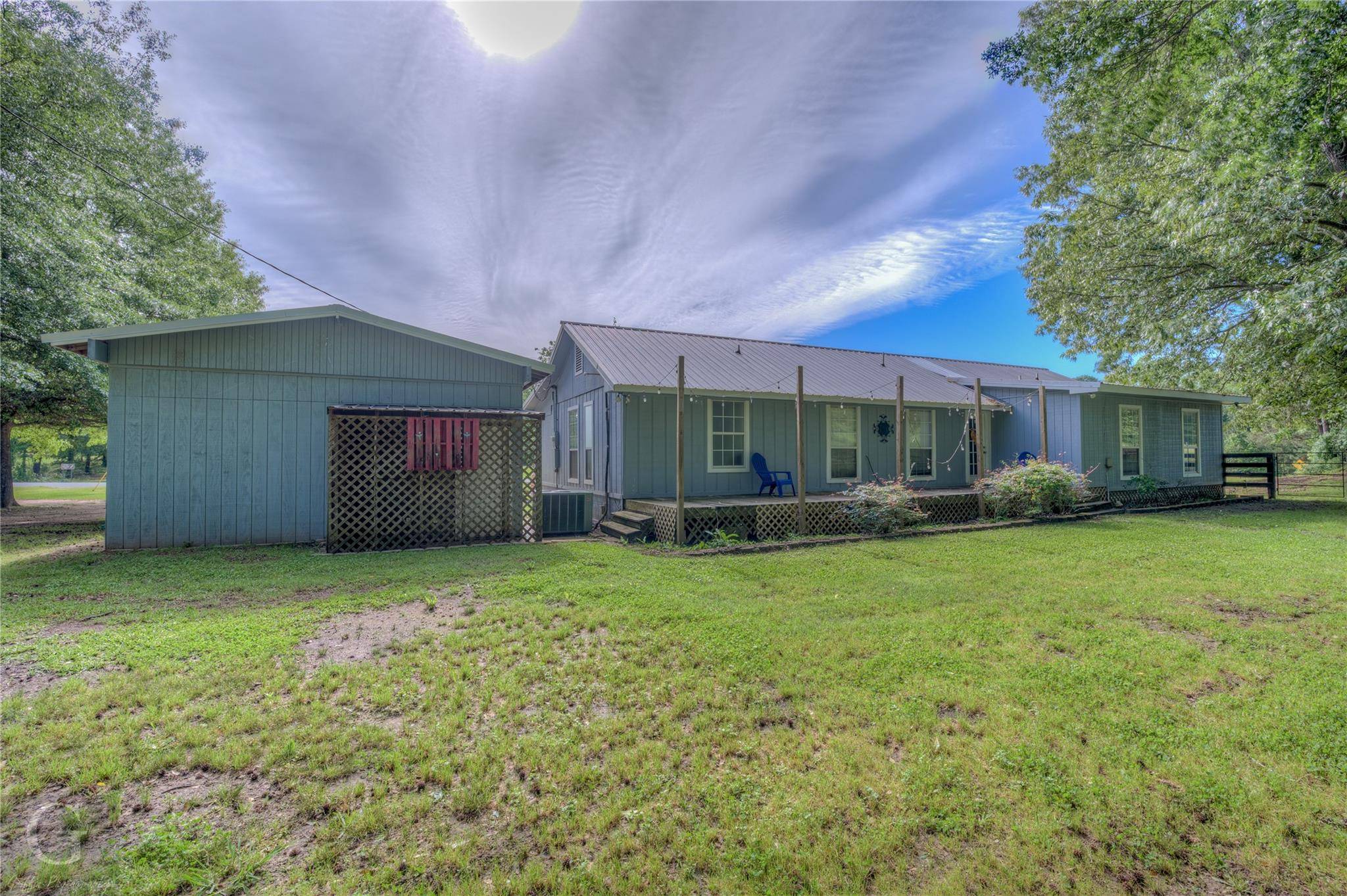 Benton, LA 71006,1489 Linton Road