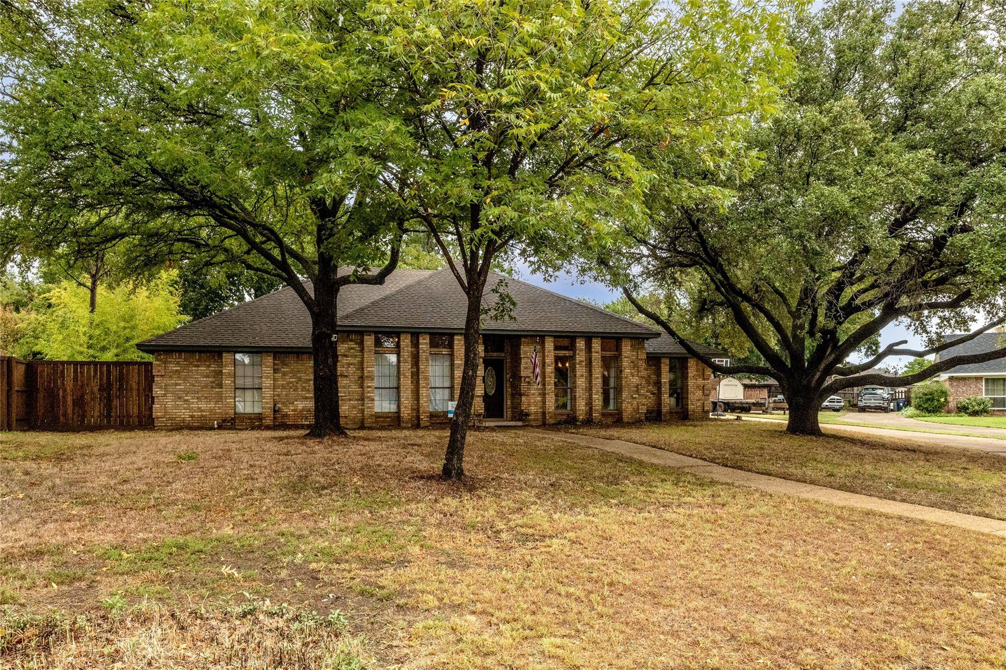 Highland Village, TX 75077,414 Willow Way