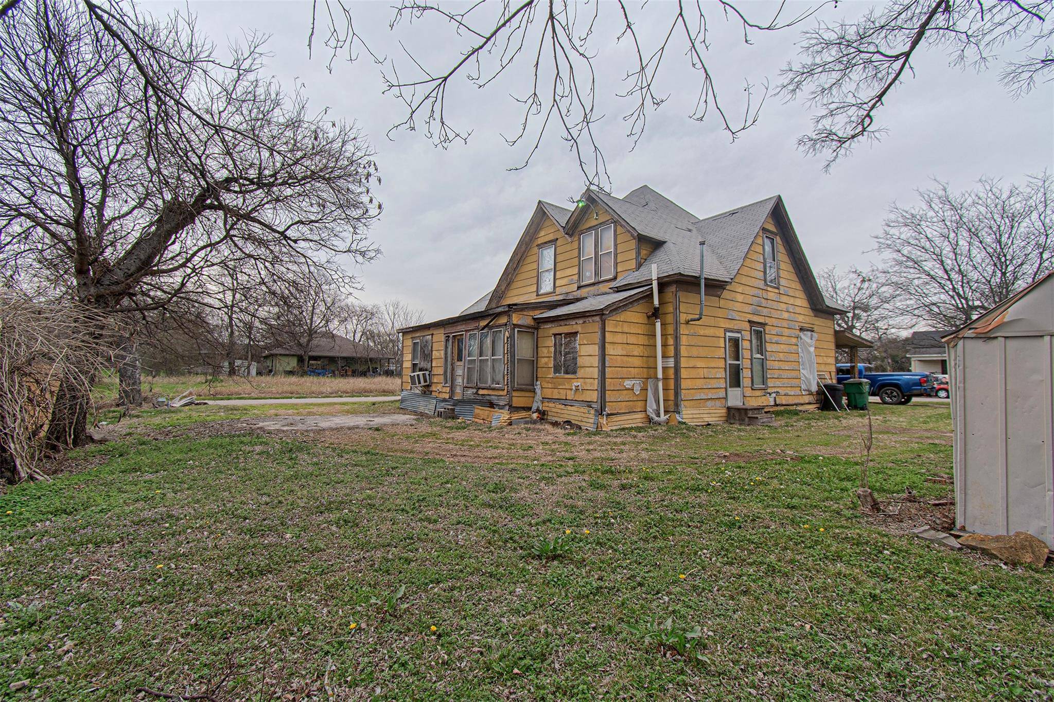 Gainesville, TX 76240,805 Buck Street