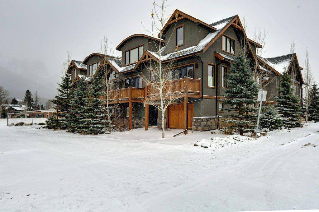 Canmore, AB T1W 0K9,511 6th AVE #3