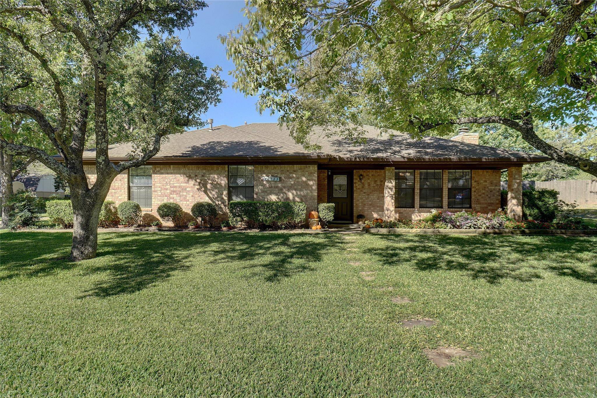 Southlake, TX 76092,1222 Ridgewood Circle