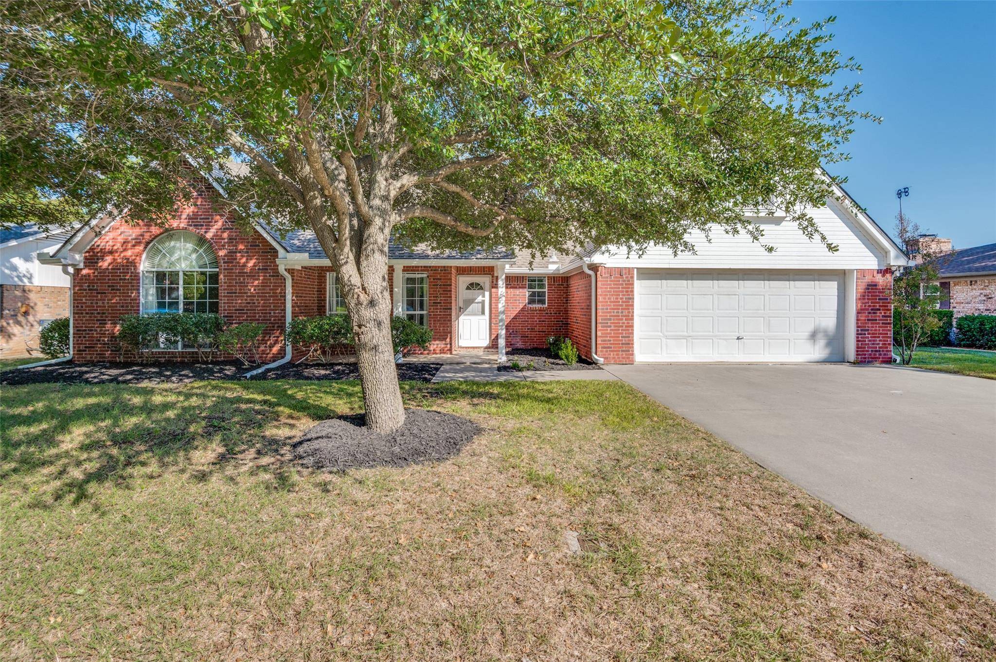 Sanger, TX 76266,204 Diane Drive