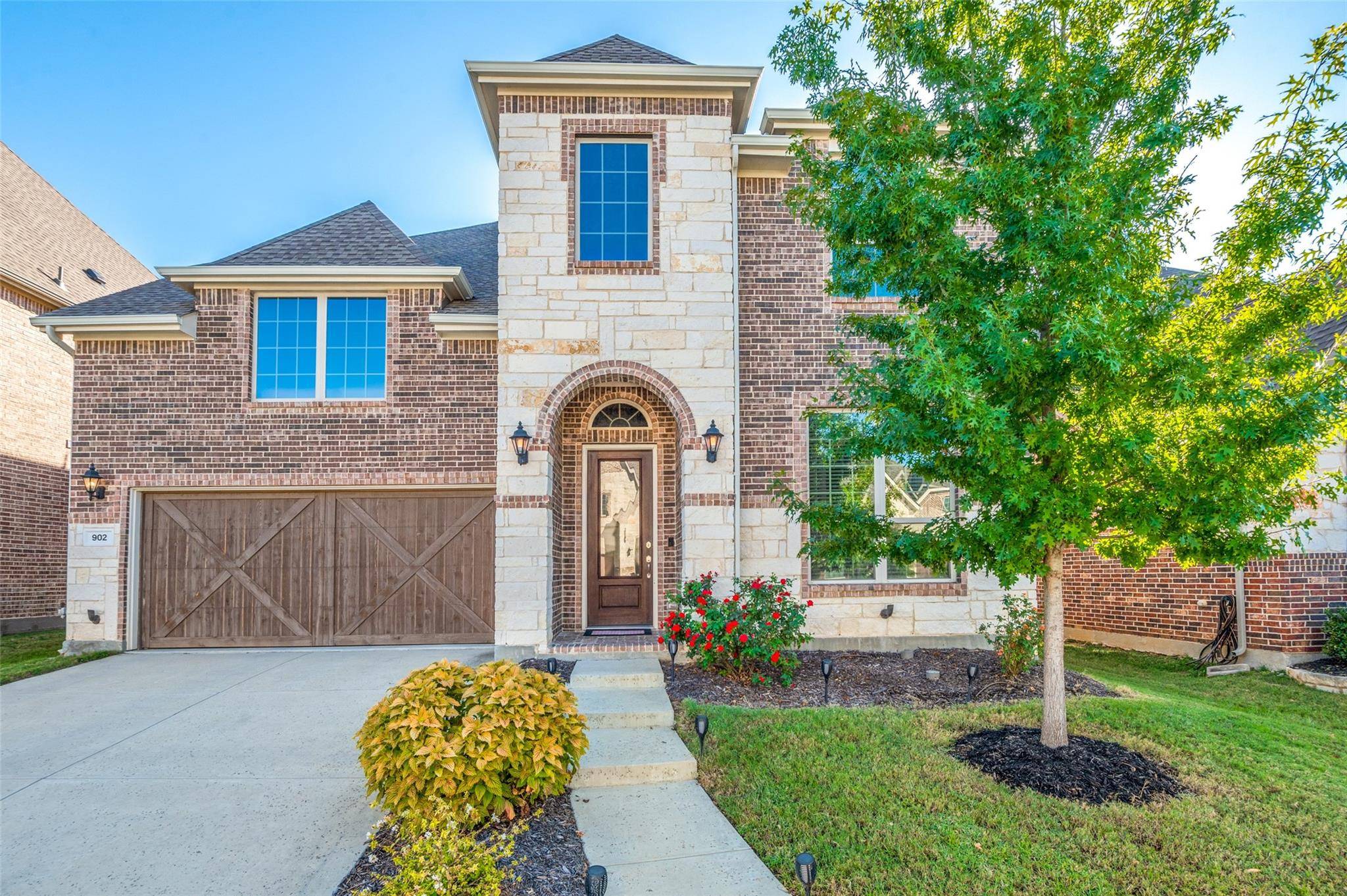 Euless, TX 76039,902 Gray Hawk Lane