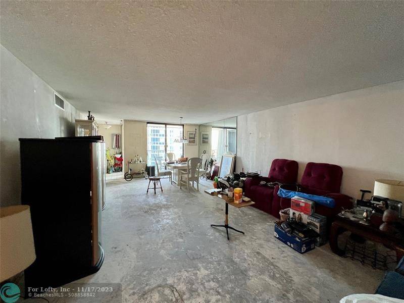 Pompano Beach, FL 33062,1000 S Ocean Blvd  #16J