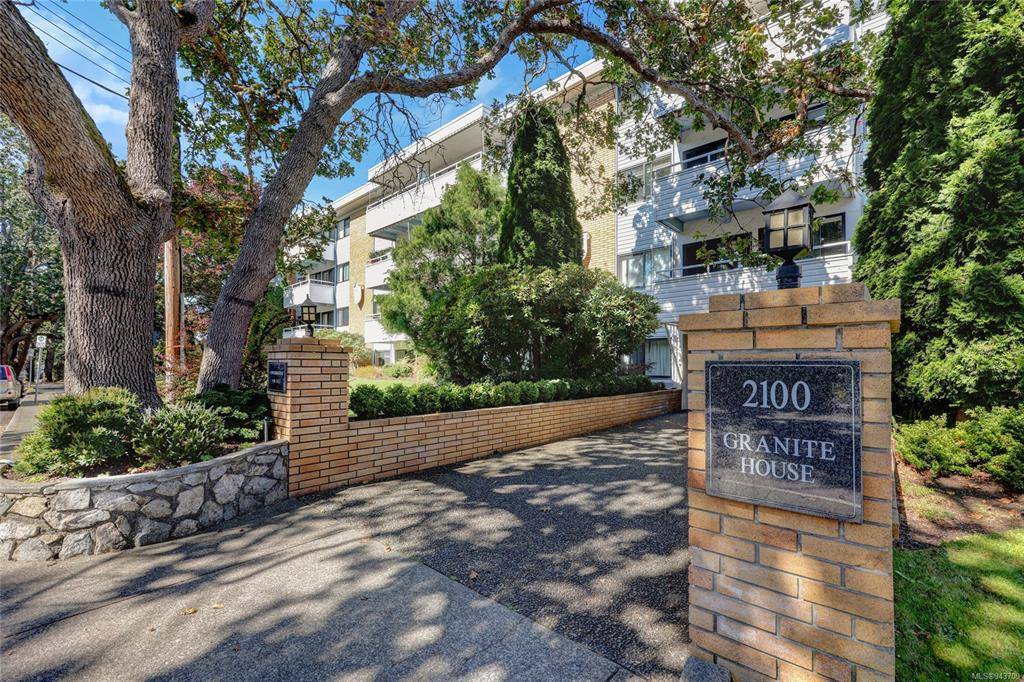 Oak Bay, BC V8S 3G7,2100 Granite St #410