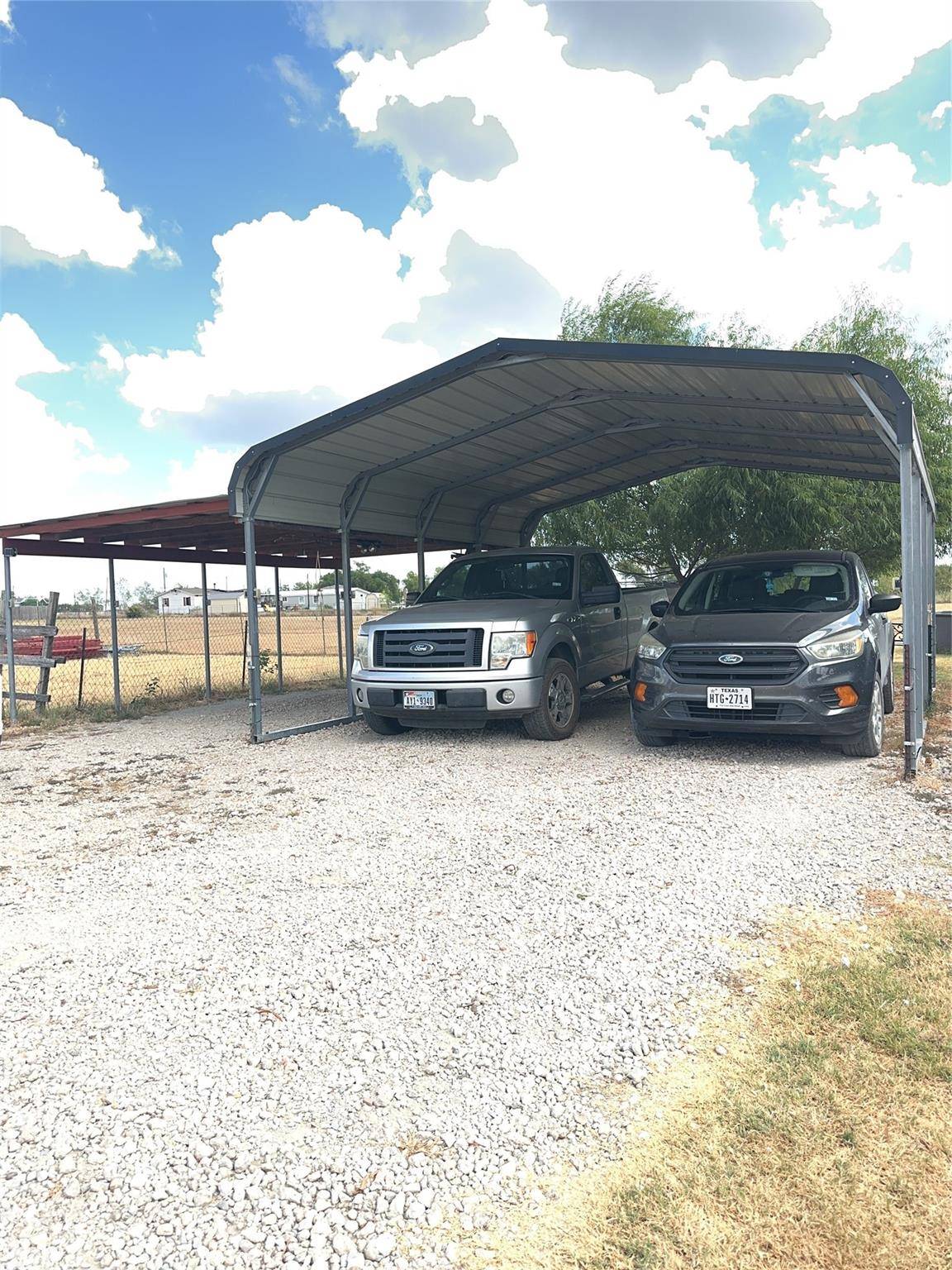 Quinlan, TX 75474,8775 Private Road 3842