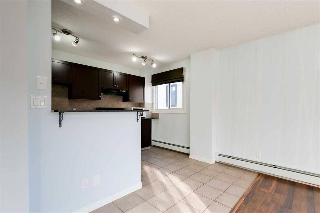 Calgary, AB T2T0H6,823 19 AVE SW #403