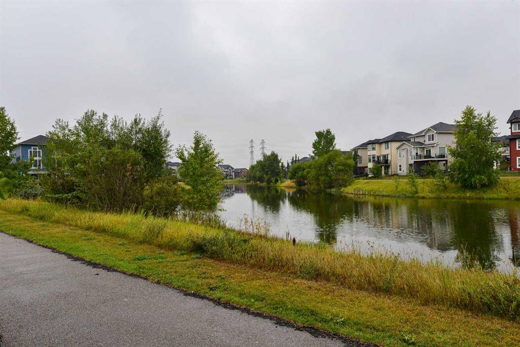 Chestermere, AB T1X0G5,212 Seagreen WAY