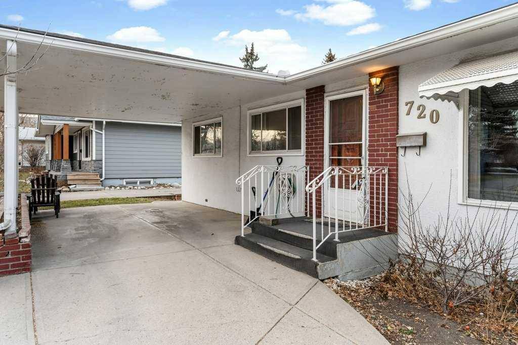 Calgary, AB T2V 0S3,720 75 AVE SW