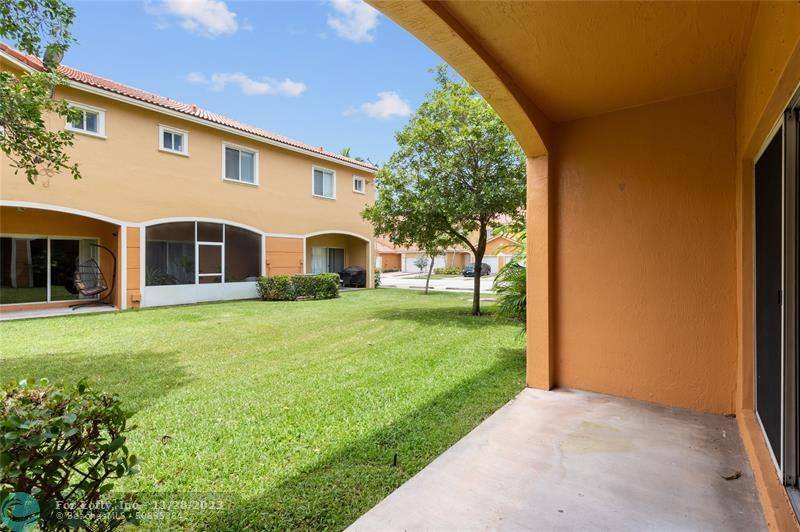 Margate, FL 33068,491 Saint Tropez Ln #491