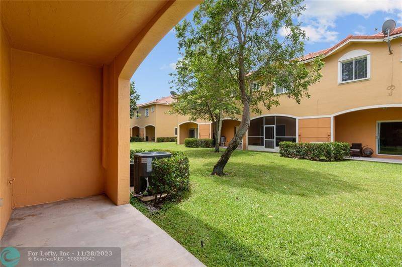 Margate, FL 33068,491 Saint Tropez Ln #491