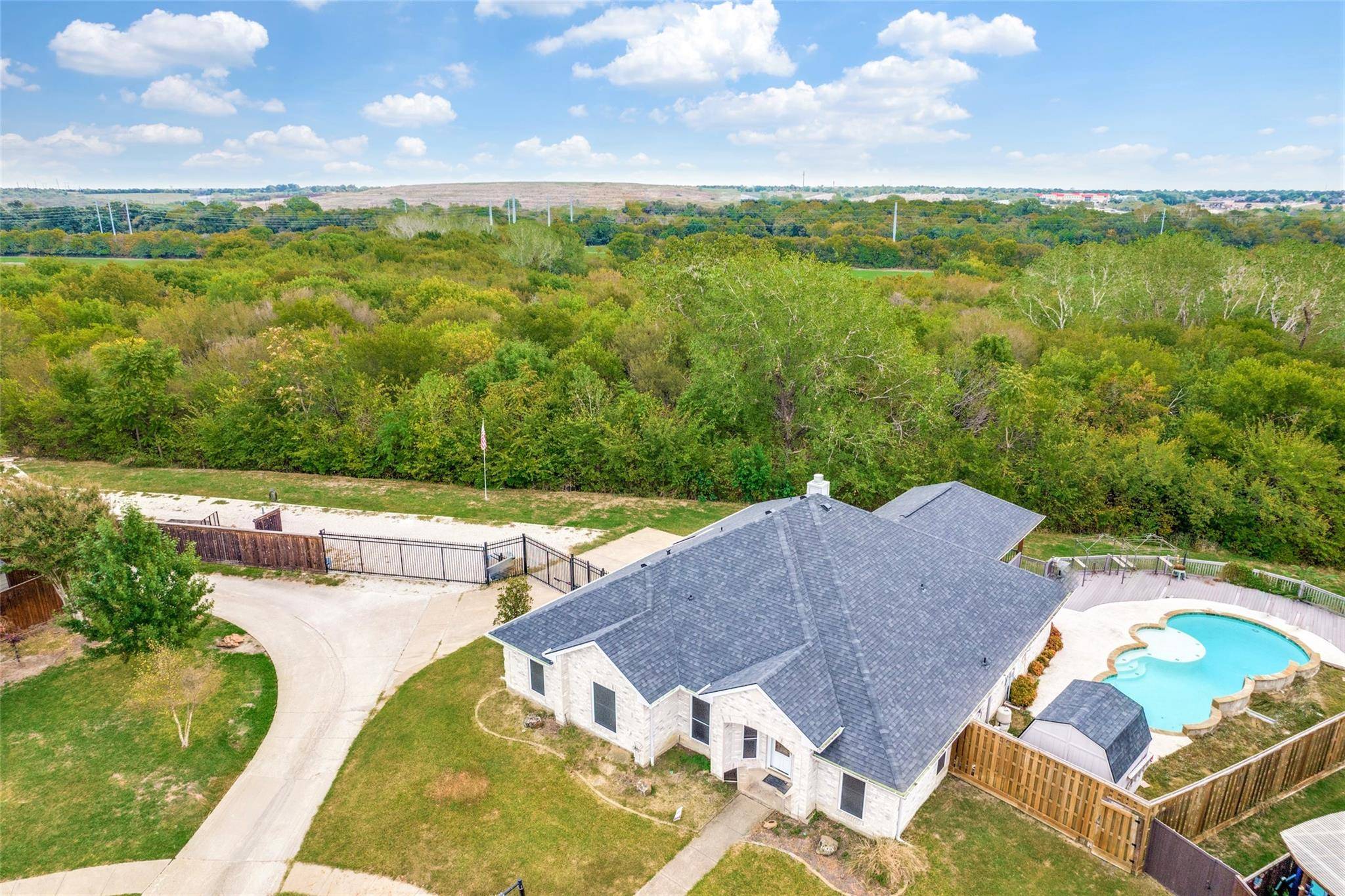 Garland, TX 75040,2202 Country Hollow Lane