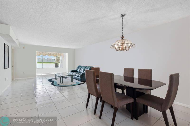 Delray Beach, FL 33484,14096 Huntington Pointe Dr  #103