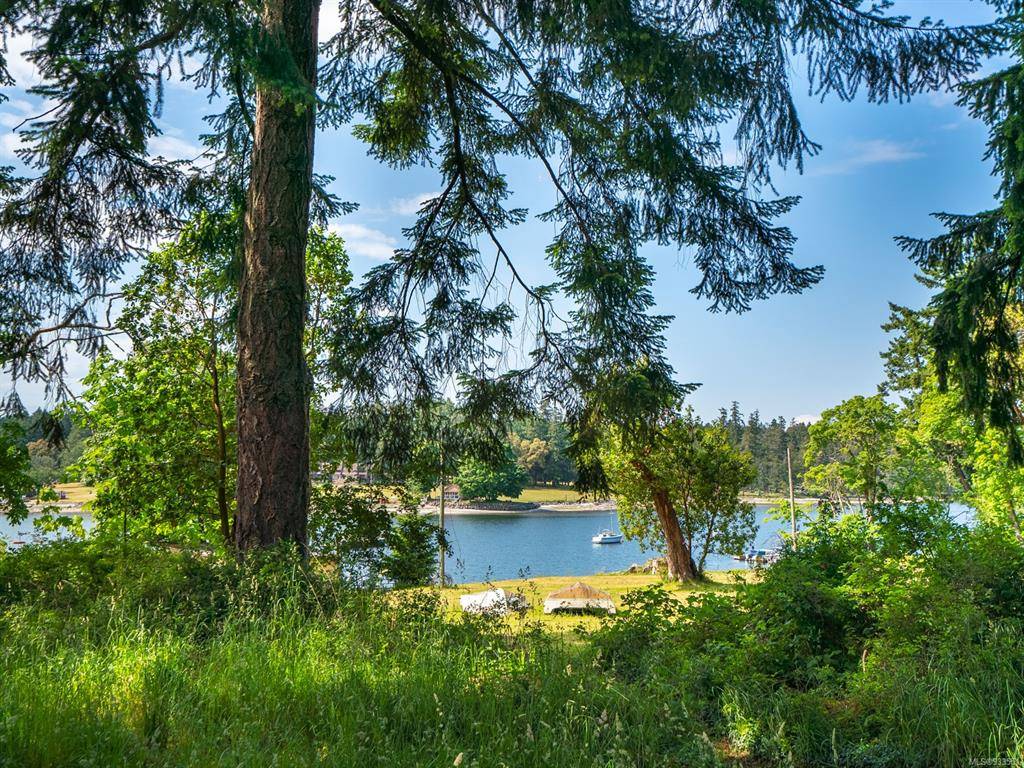 Protection Island, BC V9R 6R1,20 Pirates Lane