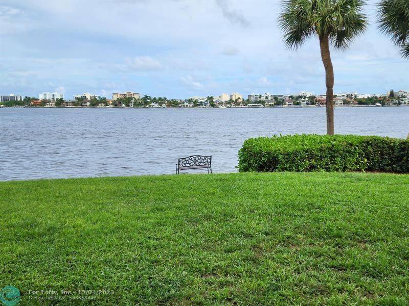 Lantana, FL 33462,300 Waterway Drive  #106