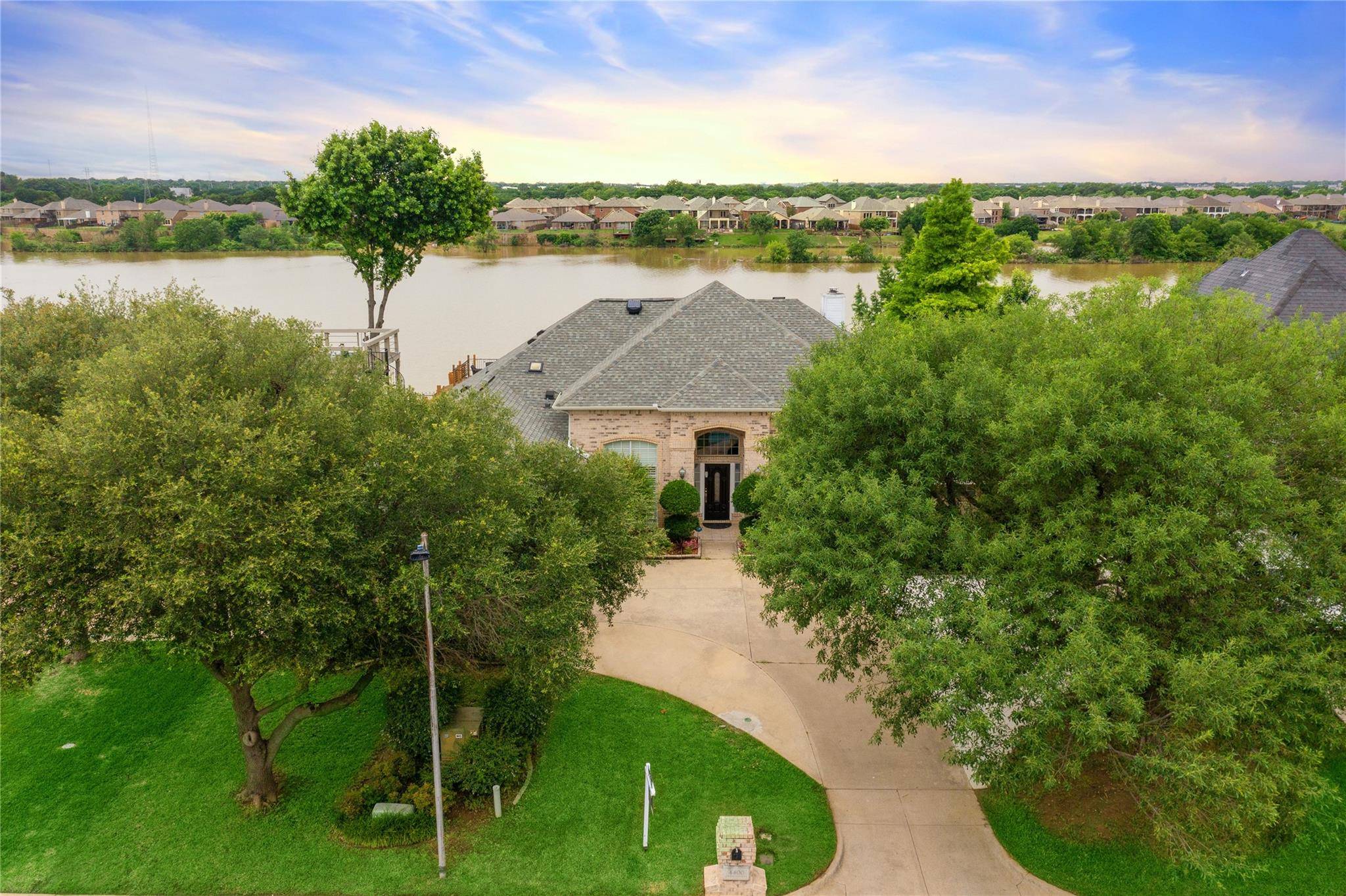 Arlington, TX 76016,4400 Enchanted Oaks Drive