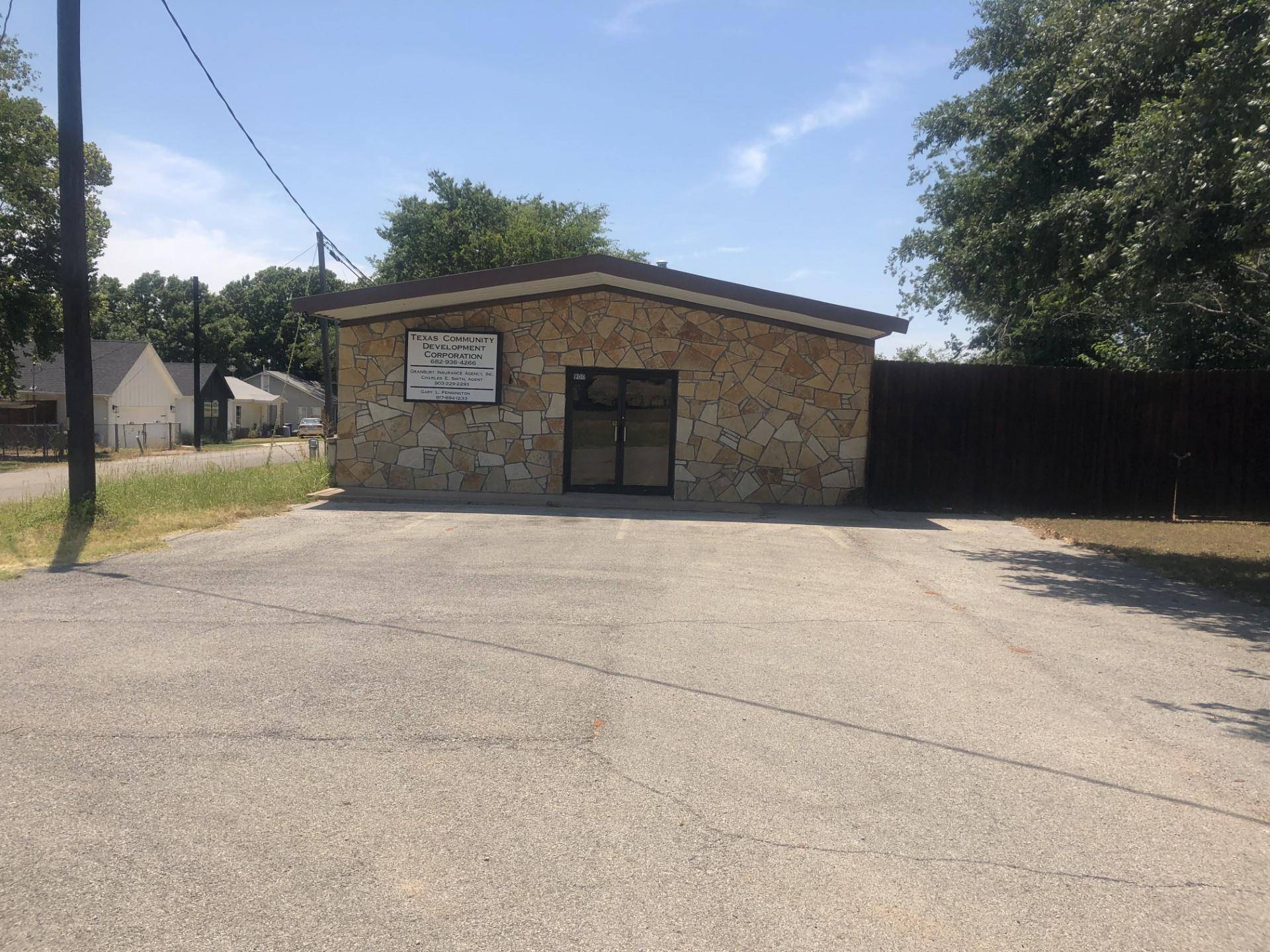 Granbury, TX 76048,900 N Houston Street