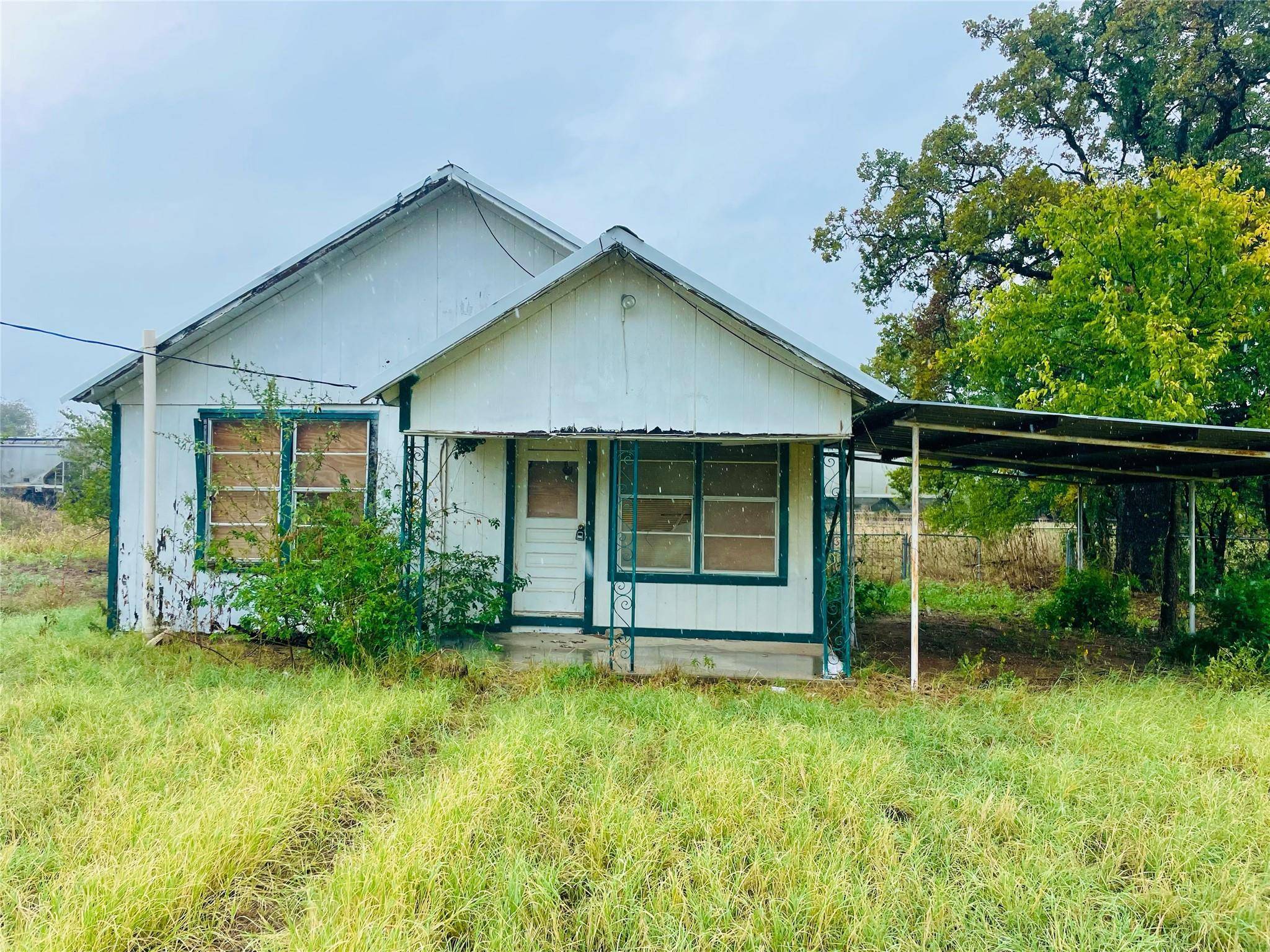 Dublin, TX 76446,100 East Road