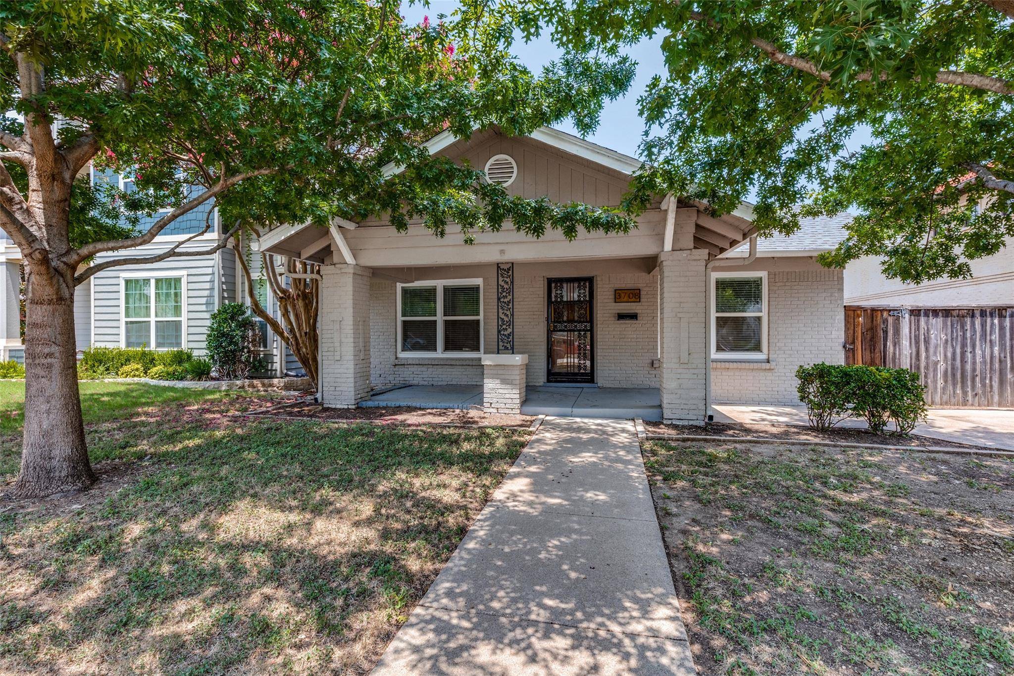 Fort Worth, TX 76107,3708 Crestline Road