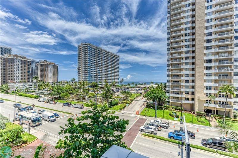 Hallandale Beach, FL 33009,1985 S Ocean Dr  #4P