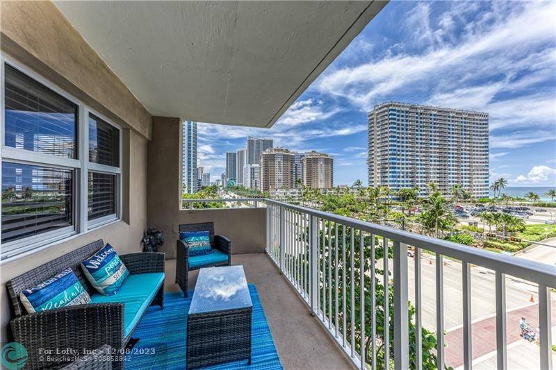 Hallandale Beach, FL 33009,1985 S Ocean Dr  #4P