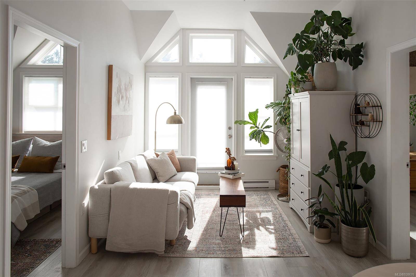 Langford, BC V9B 0G2,655 Goldstream Ave #411