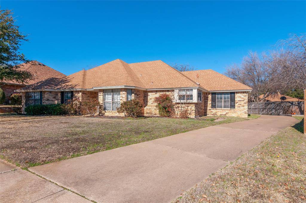 Bedford, TX 76021,2144 Oakmeadow Street