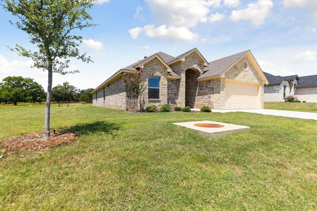 Granbury, TX 76049,3332 Windcrest Drive