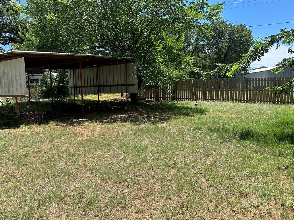 Nocona, TX 76255,016 Walnut Street