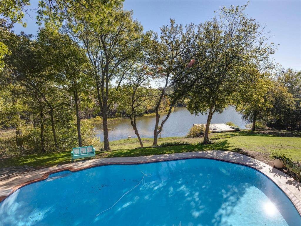 Aledo, TX 76008,533 Lakeview Court