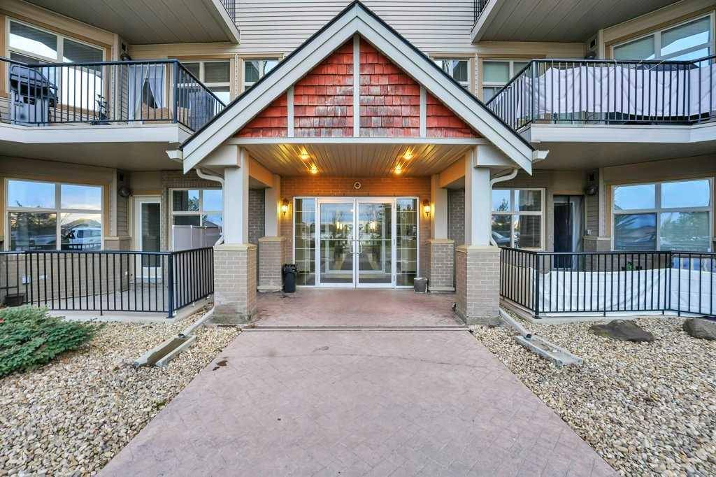 Sylvan Lake, AB T4S 0A4,100 Lakeway BLVD #106