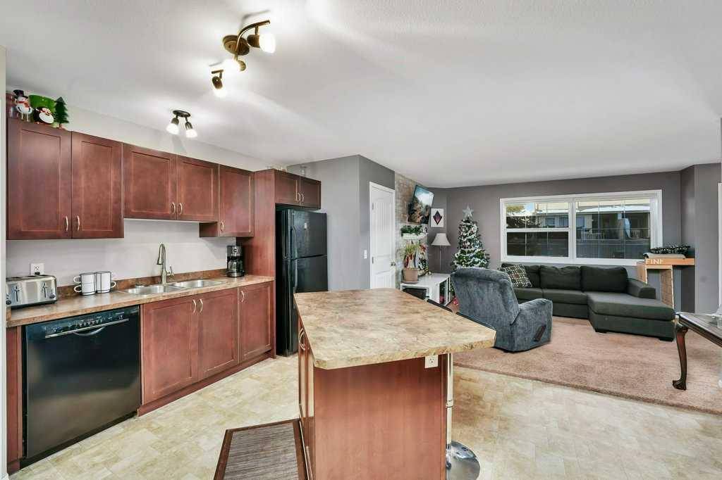 Red Deer, AB T4P0J1,31 Jamieson AVE #913