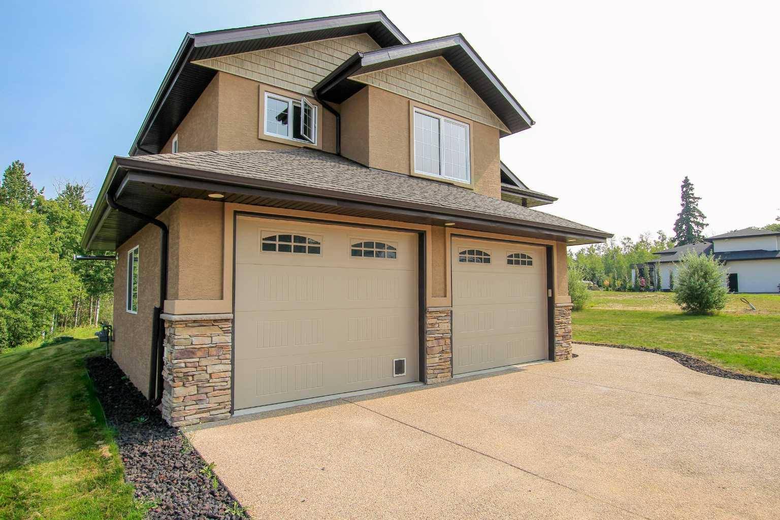 Rural Ponoka County, AB T4B 0B3,127 Wolf Run DR