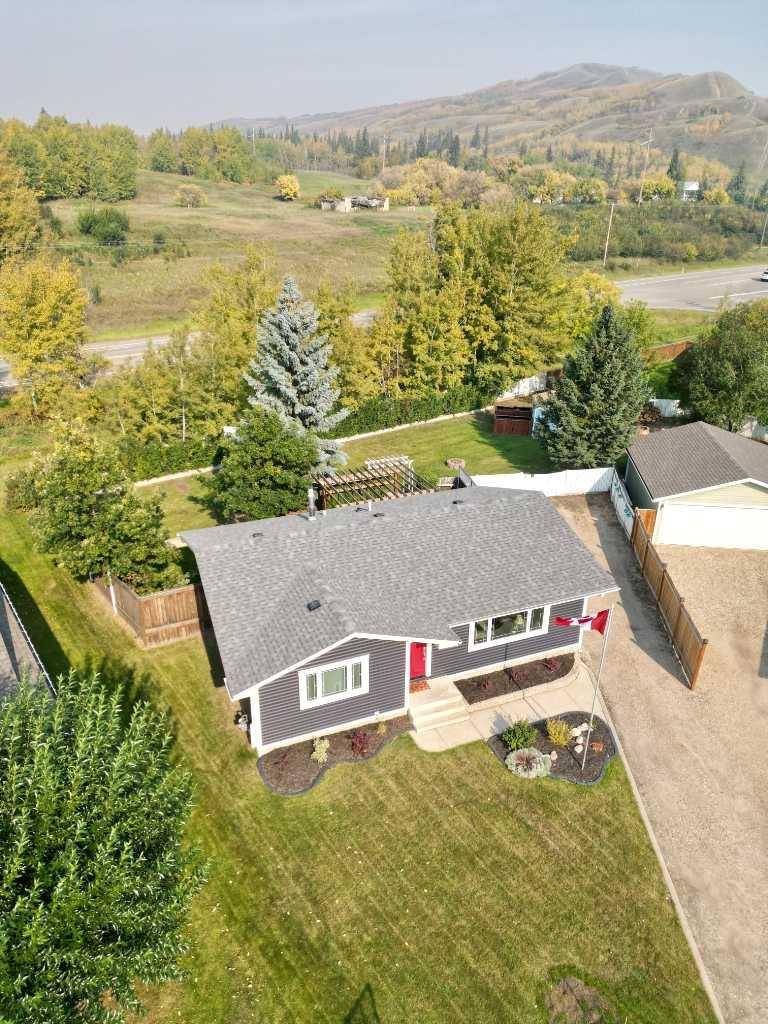 Peace River, AB T8S 1W8,9102 128 AVE