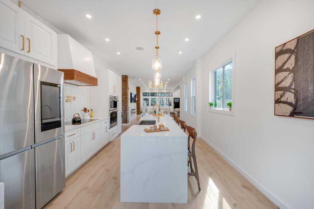 Brooklyn, NY 11209,427 78th ST