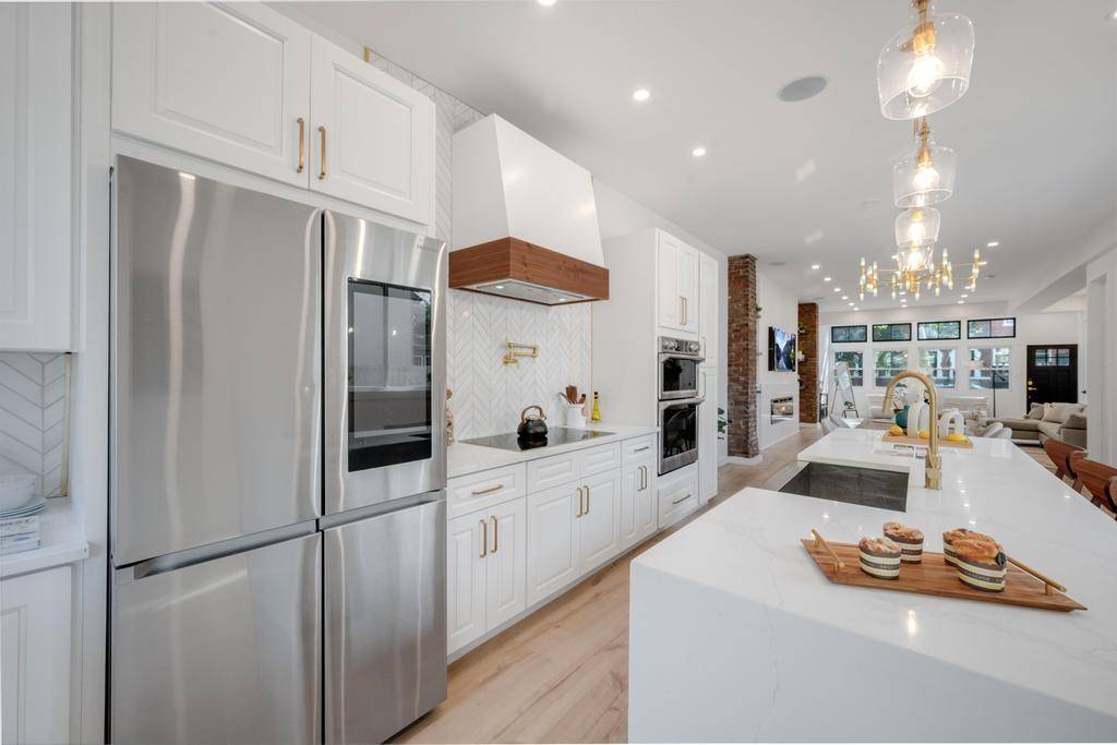 Brooklyn, NY 11209,427 78th ST