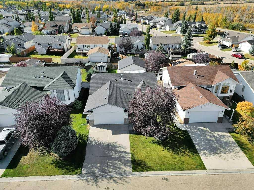 Sylvan Lake, AB T4S 1Y4,22 Fern CRES