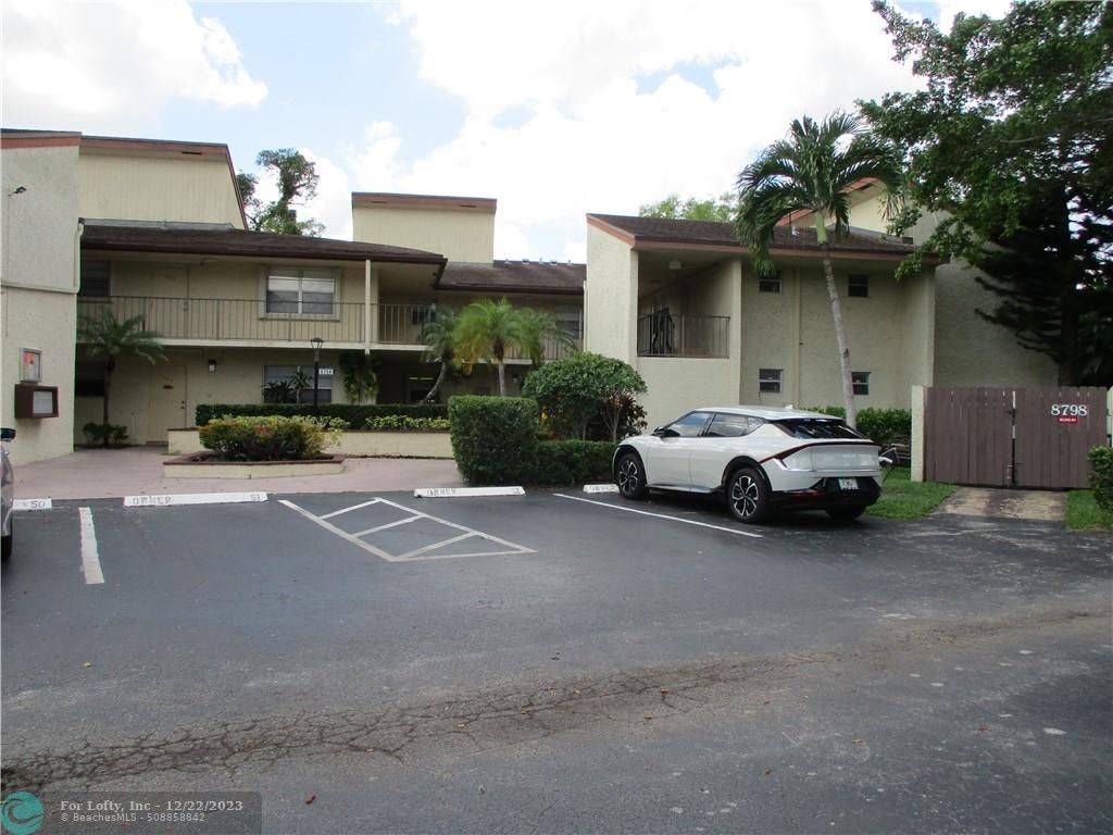 Tamarac, FL 33321,8798 HOLLY COURT  #202