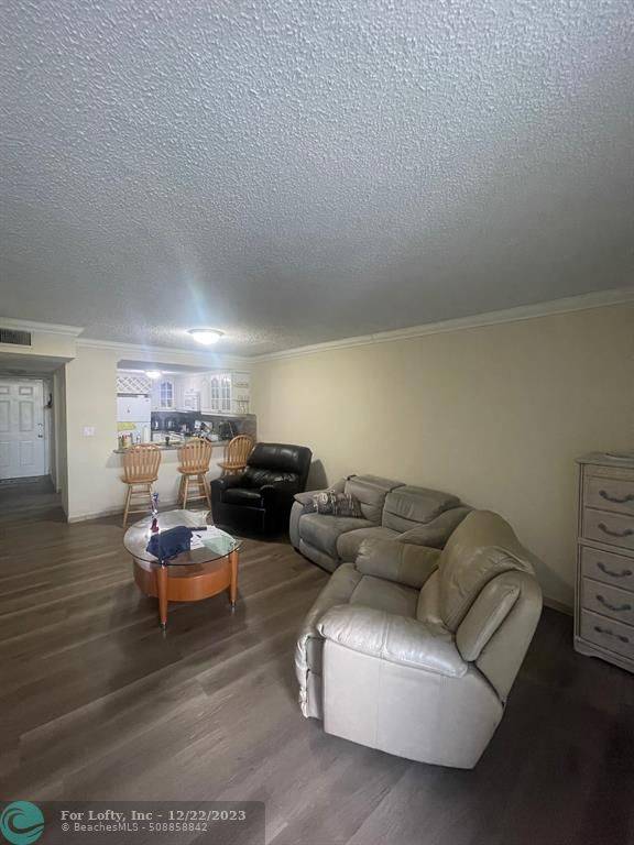 Hialeah Gardens, FL 33016,10090 NW 80th Ct  #1331