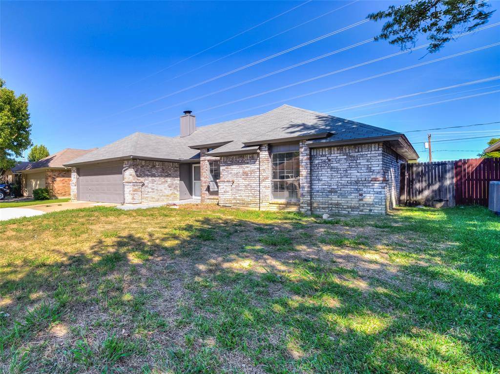 Arlington, TX 76001,6503 Country Creek Drive