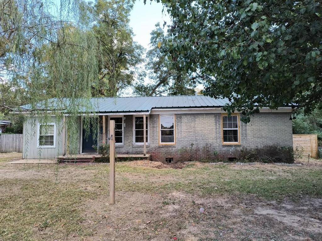 Minden, LA 71055,507 Lakeshore Drive