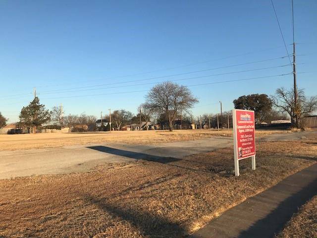 White Settlement, TX 76108,730 S Cherry Lane