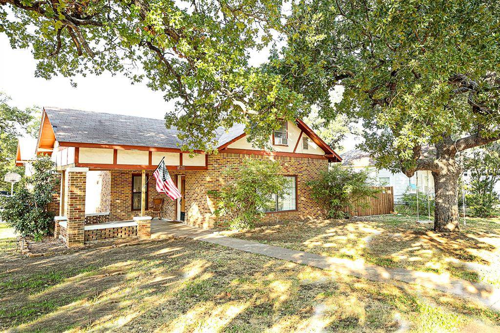 Bowie, TX 76230,600 W Pecan Street