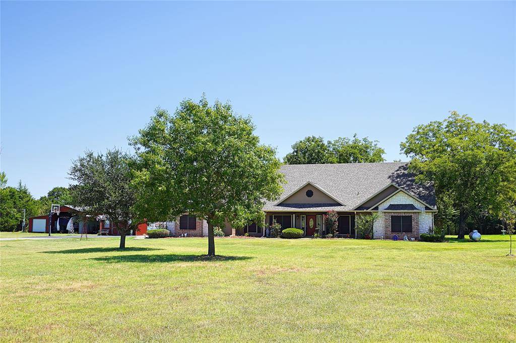 Whitesboro, TX 76273,244 W Fox Creek Lane