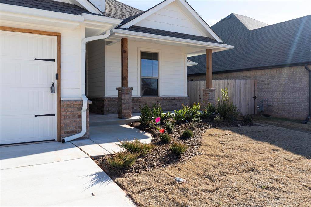 Yukon, OK 73099,3312 Grasshopper Way